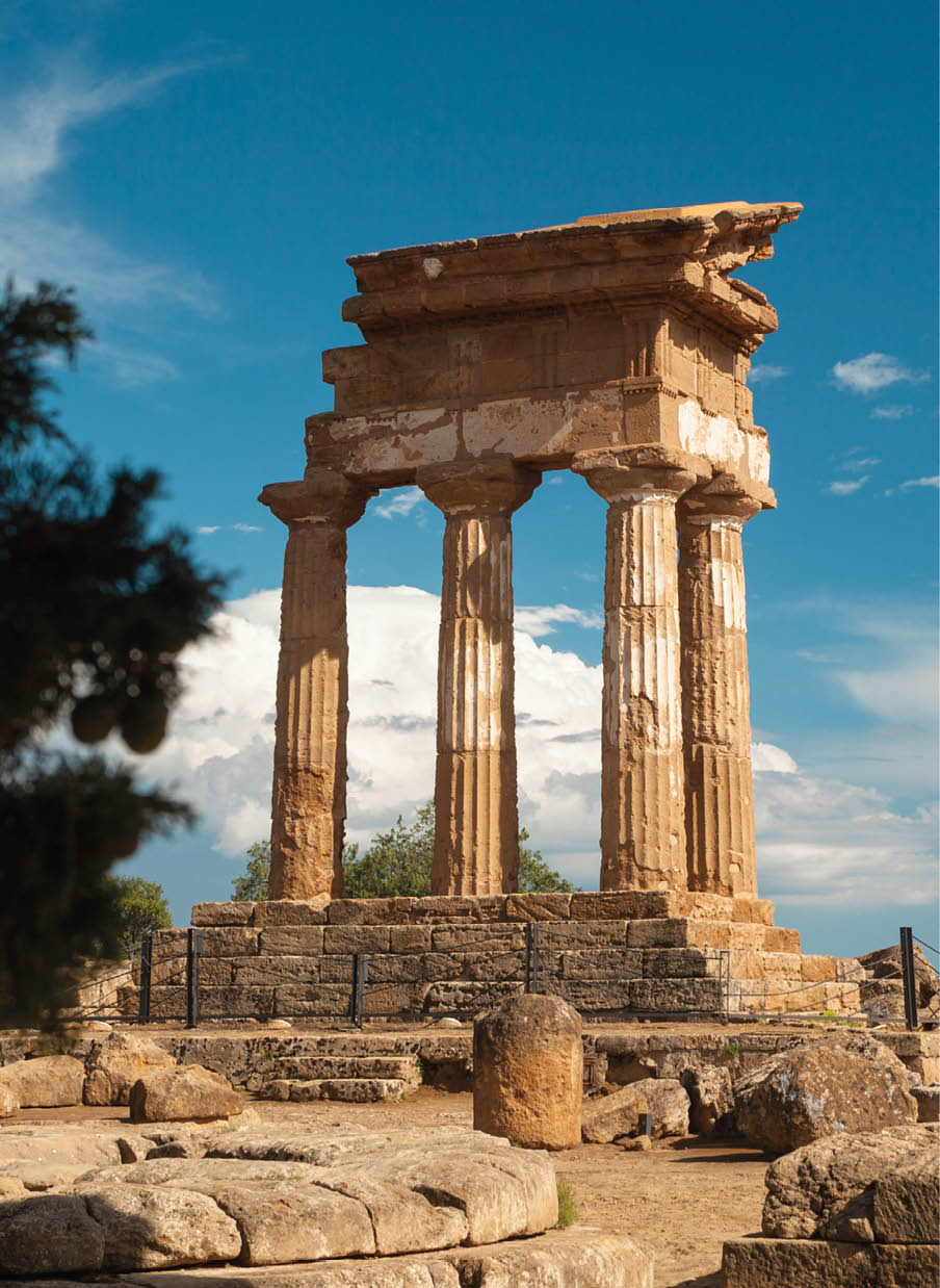 Immagine del Tempio dei Dioscuri, V secolo a.C., Agrigento, Valle dei Templi 