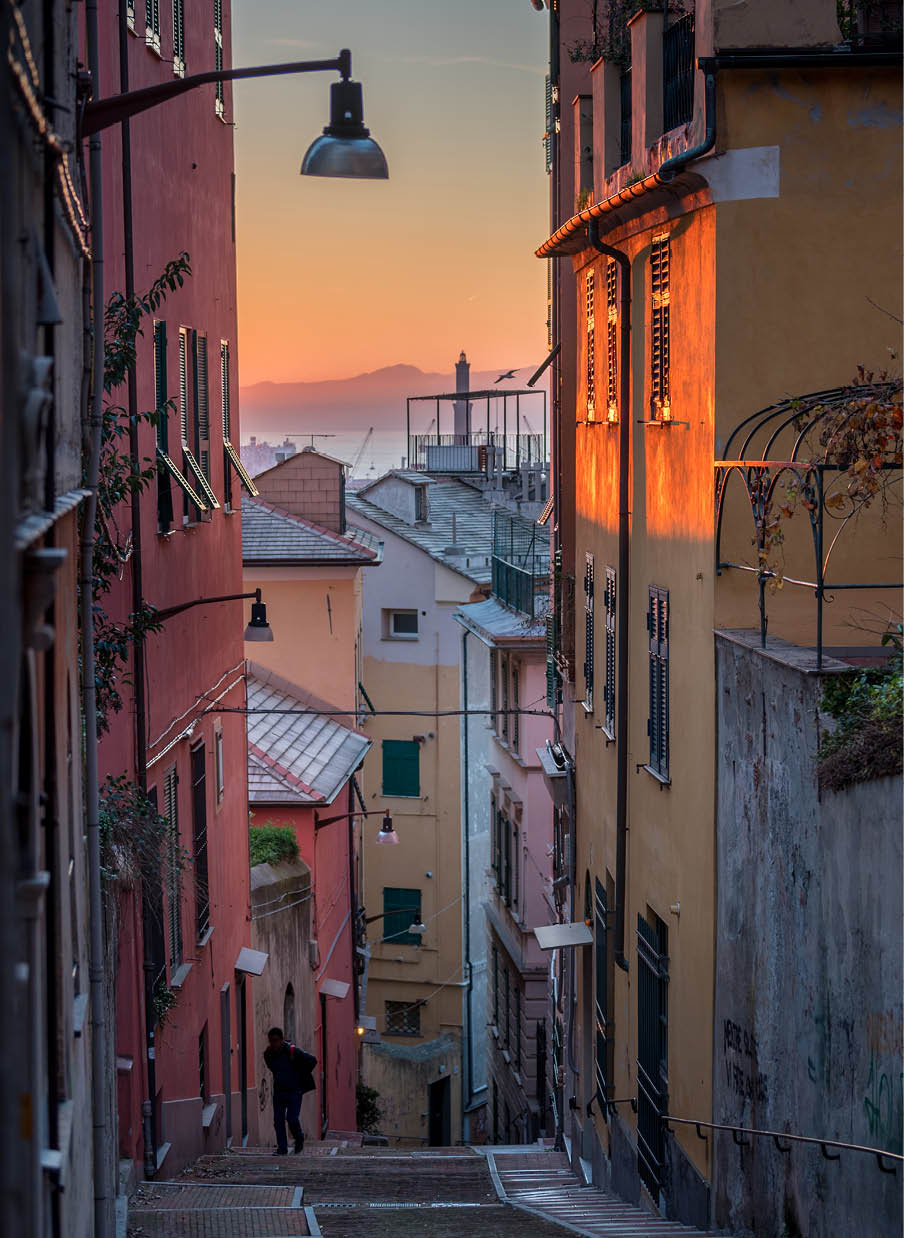 Immagine di Genova, uno scorcio dei caruggi