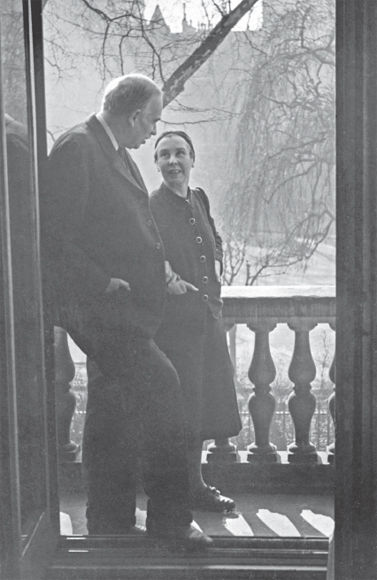 Lydia Lopokova and Keynes...