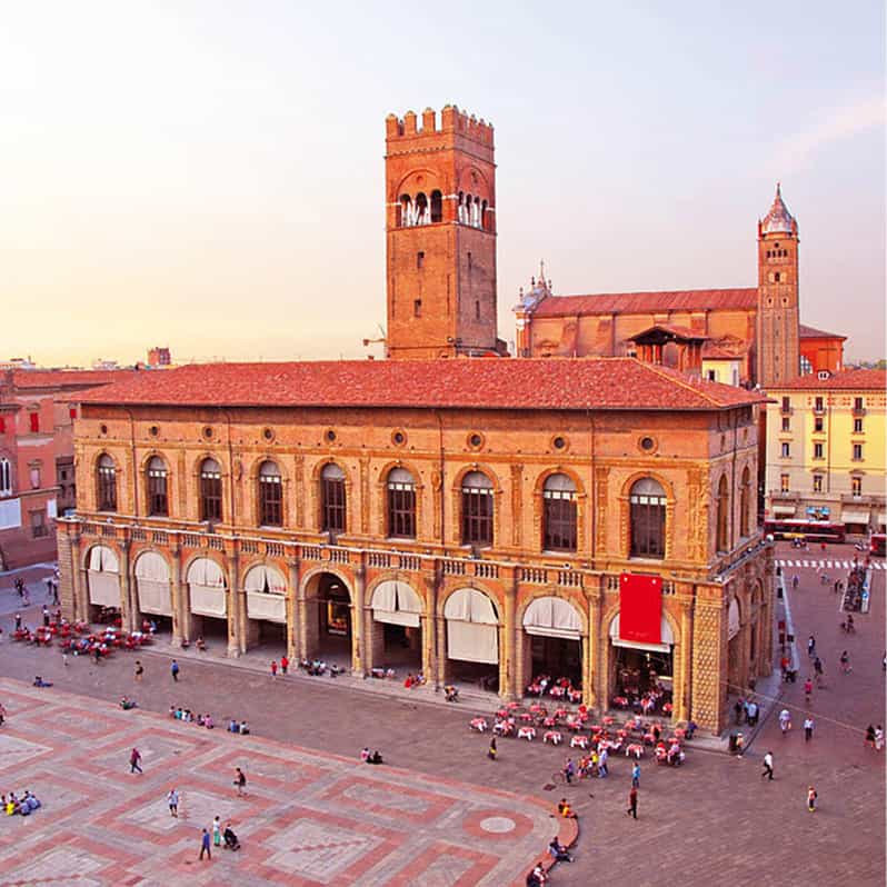 shutterstock_120881242_Bologna_EC.jpg