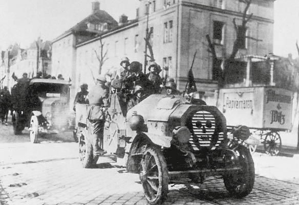 D9974K Freikorps unit takes to the streets in Berlin during unrest in the years of the Weimar Republic. Circa 1924