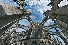 Chevet (c. 1260-1270) de la cathédrale Notre-Dame d’Amiens