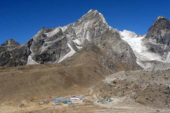 Lobuche East rises above the community of teahouses at Lobuche