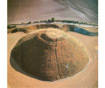 2.11.%20Silbury%20Hill.tif