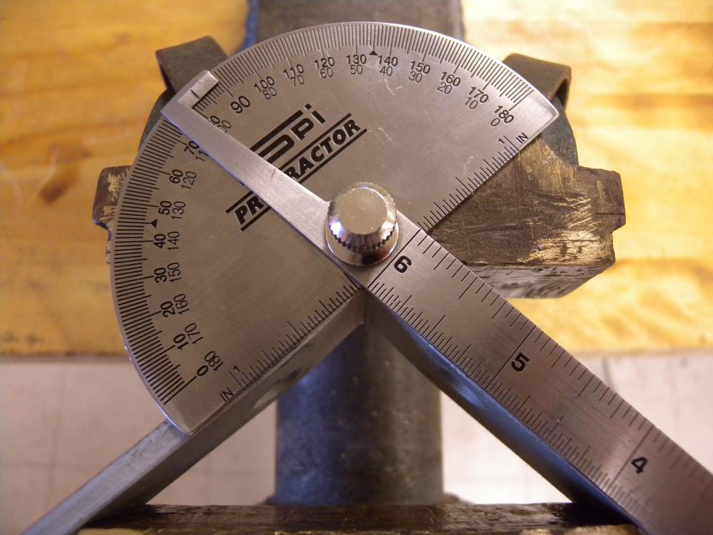 Some protractors offer a guide that assists with measurement.