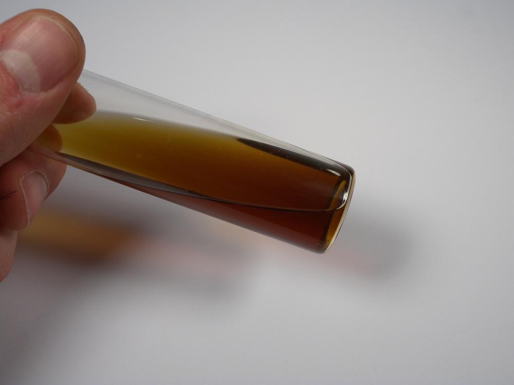 Adjust the alcohol-to-rosin ratio until the desired viscosity is achieved.