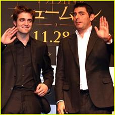 Robert Pattinson Brings New Moon To Tokyo