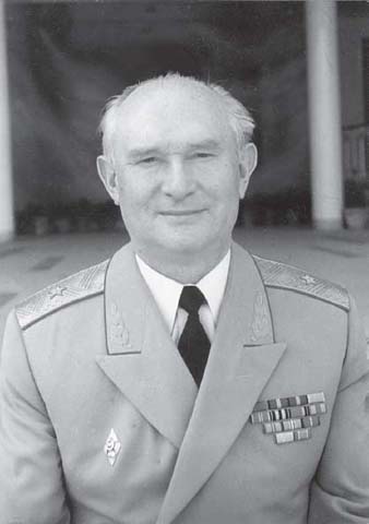 GRU General-Mayor Dmitriy Fedorovich Polyakov, the highest-ranking Soviet intelligence officer ever to spy for the United States during the Cold War. Ames’ treason in 1985 led to Polyakov’s arrest in 1986, execution in 1988, and burial in an unmarked, unknown grave. (Authors’ collections)