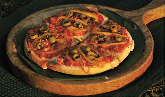 65.%20OLIVE%20OREGANO%20MINI%20PIZZA.tif