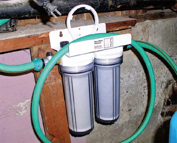 This carbon filtering unit removes chloramine among other things