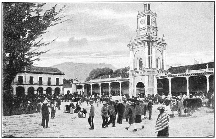 Plaza en gerechtsgebouw.