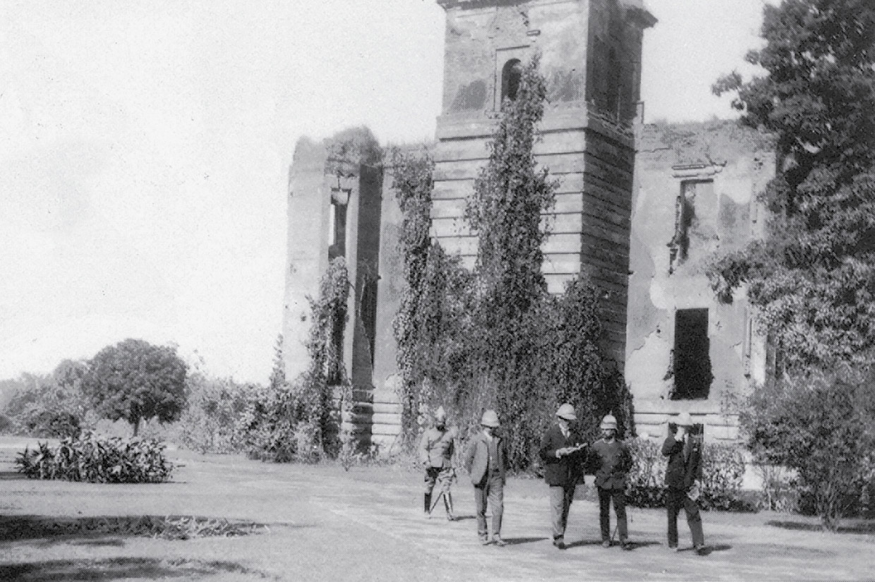 16. Viceregal tour of the ruins of the Lucknow Residency