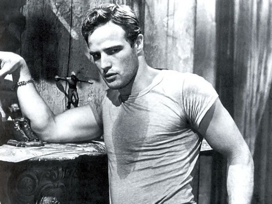 http://www.geeksofdoom.com/GoD/img/2013/04/2013-04-03-marlon_brando_2-533x399.jpg