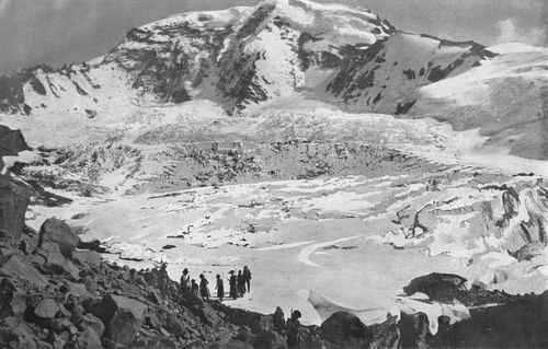 Amphitheatre of Carbon Glacier.