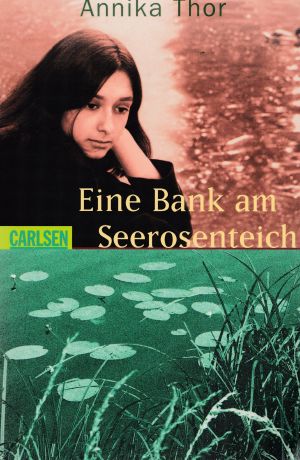 Eine Bank am Seerosenteich