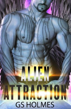 Alien Attraction: An Alien/Human Mpreg Romance (Our Alien Mates Book 1)