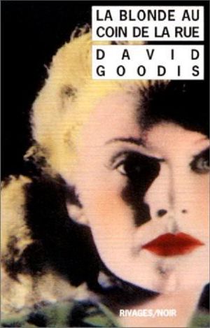 La Blonde Au Coin De La Rue