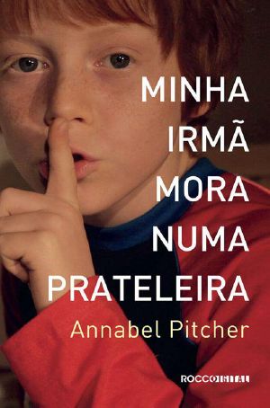 Minha Irmã Mora Numa Prateleira