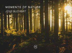 MOMENTS OF NATURE (fineBooks / The art of books)